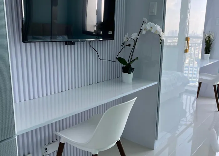 Aparthotel Lush Residences