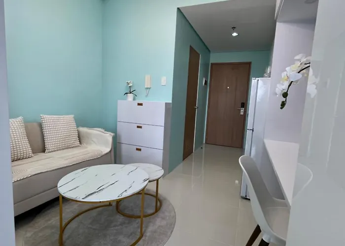 Aparthotel Lush Residences *