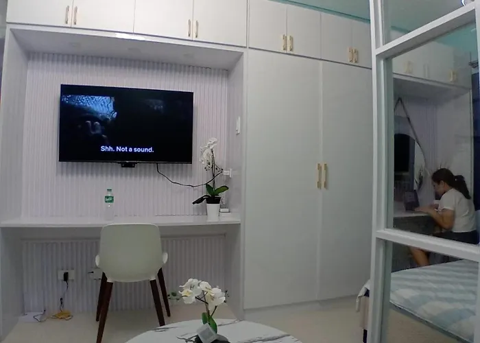 Lush Residences Aparthotel